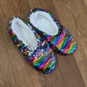 3/$20 🍂 Girl's Flip Sequins Slippers